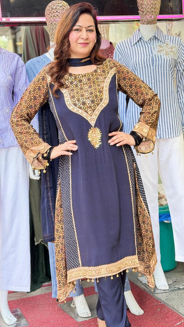 Elegant Navy Blue Embroidered Kurta Set