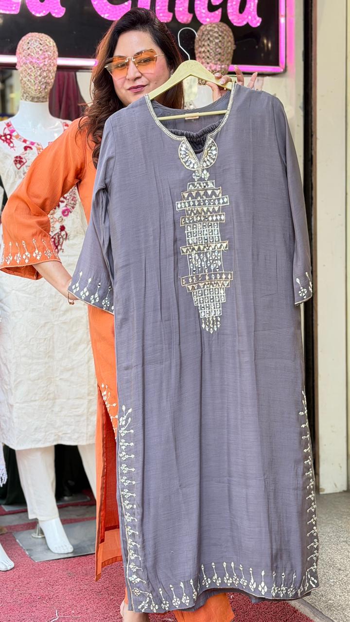 Embroidered Kurta Set – Elegant Ethnic Style