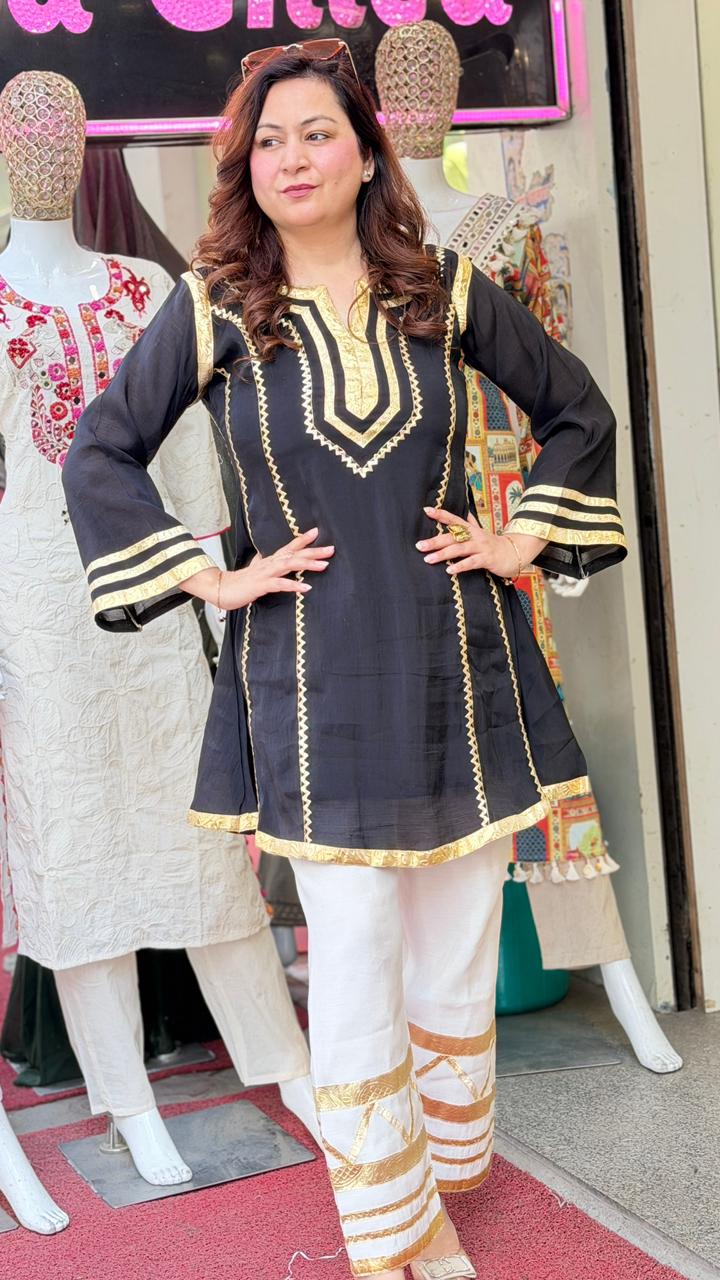 Embroidered Kurta Set – Graceful & Trendy Ethnic Wear